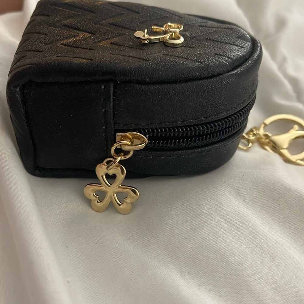 Key Chain purse - Picture 2 of 4
